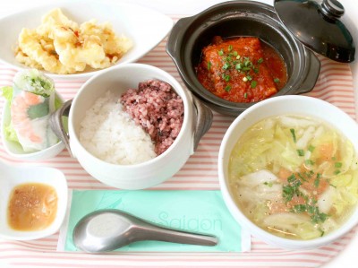 厚揚げの肉詰め定食（トマト風味）